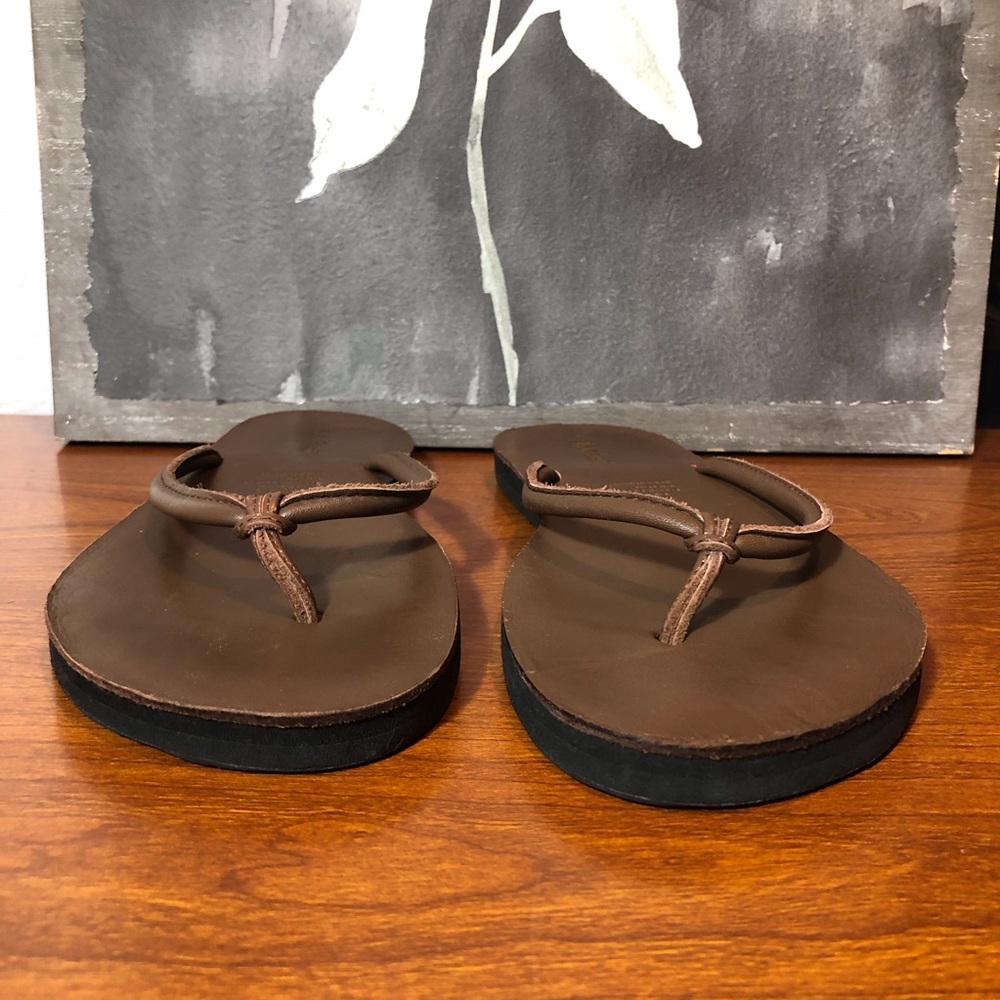 L.L. Bean Sandals sz 8 - Picture 2 of 11